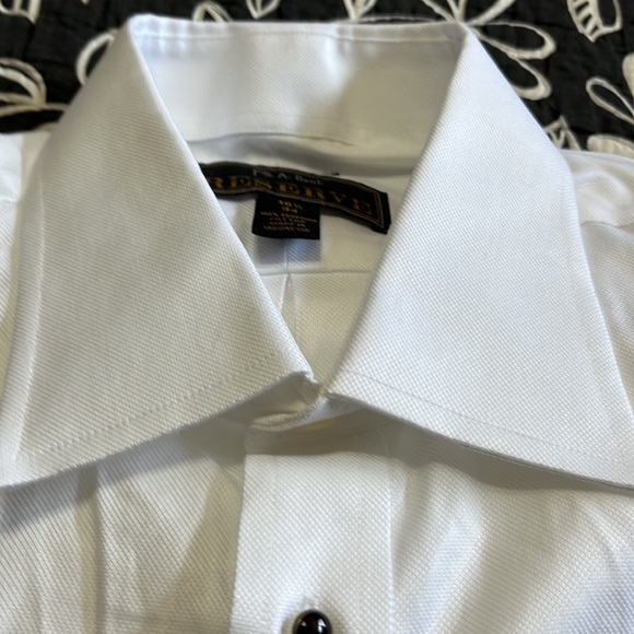 (387)NWOT Mens long sleeve dress shirt by Jos A Bank. Size 16 1/2-34. White - Picture 2 of 10